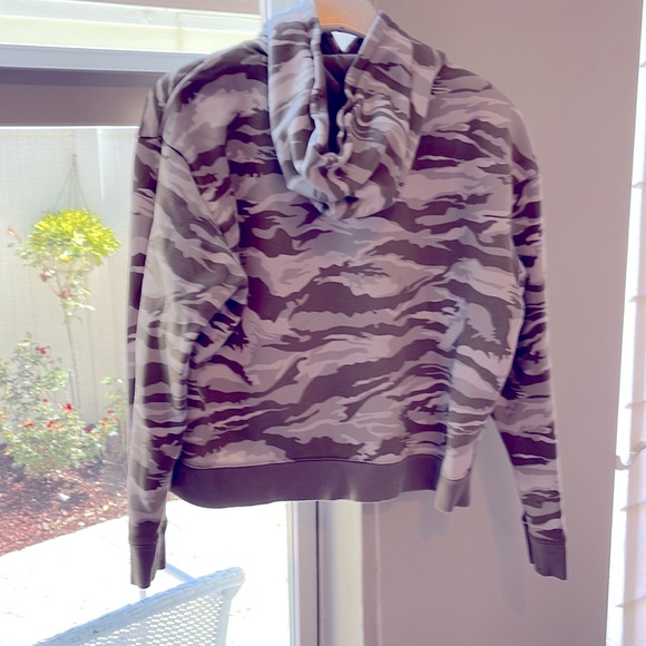 PUMA Hoodie Sweatshirt XS - Picture 2 of 6